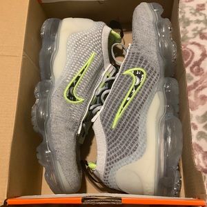 Air Vapormax 2021, Size:7 BGS